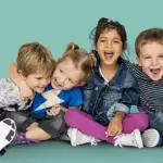 Descubre la importancia de la amistad y la educación en nuestra vida