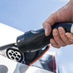 Descubre puntos de recarga y carga tu vehículo eléctrico en tu ciudad